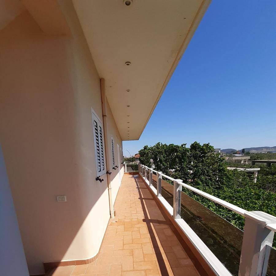 Collaku Apartment'S Vlorë Eksteriør bilde